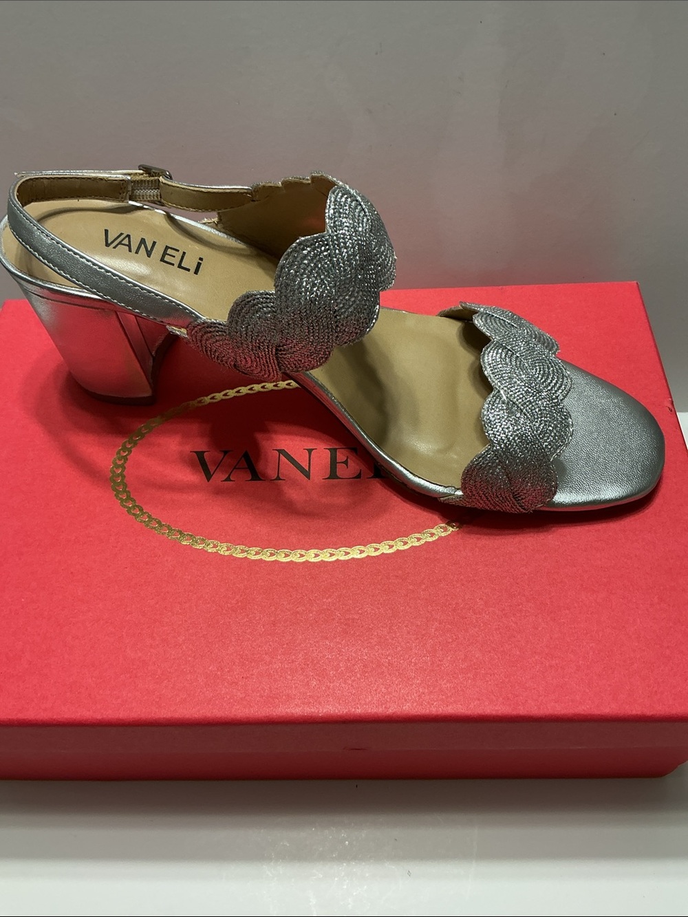 Vaneli Lettie Silver Weave Sling-Backs Sz 10